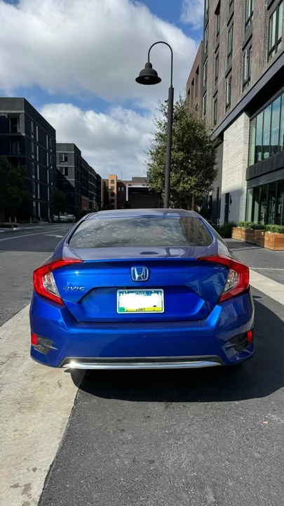 2020 Honda Civic 10th Gen - Image 5 of 11