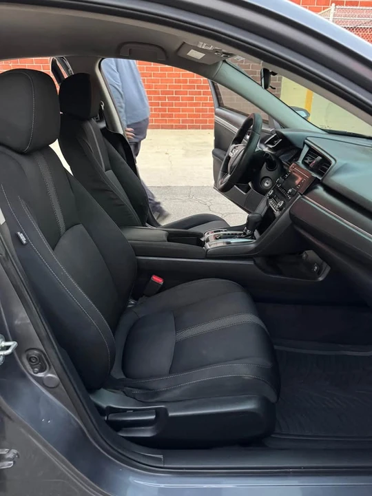 2020 Honda Civic 10th Gen - Image 8 of 12