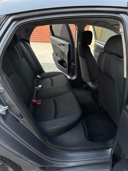 2020 Honda Civic 10th Gen - Image 10 of 12