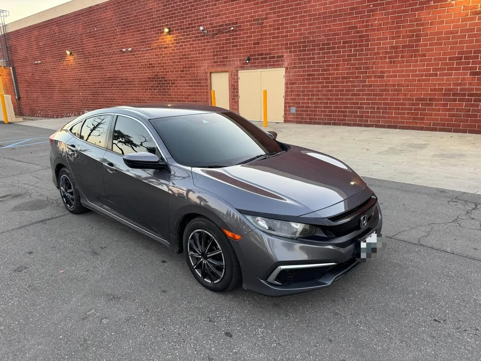 2020 Honda Civic 10th Gen - Image 2 of 12