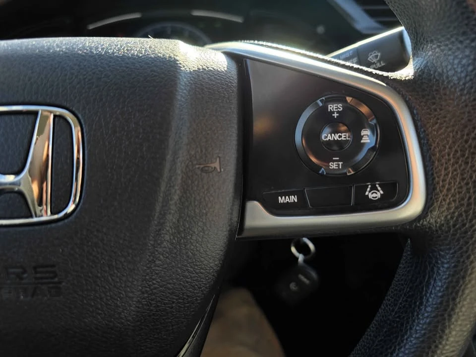 2020 Honda Civic 10th Gen - Image 12 of 17