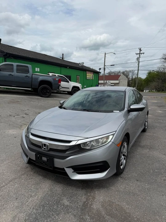 2020 Honda Civic 10th Gen - Image 3 of 10