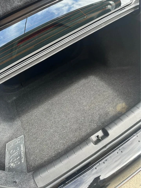 2020 Honda Civic 10th Gen - Image 9 of 11