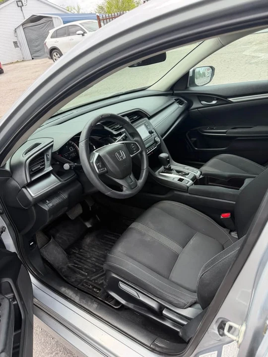 2020 Honda Civic 10th Gen - Image 9 of 10
