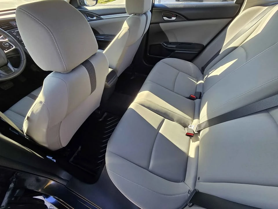 2020 Honda Civic 10th Gen - Image 15 of 17
