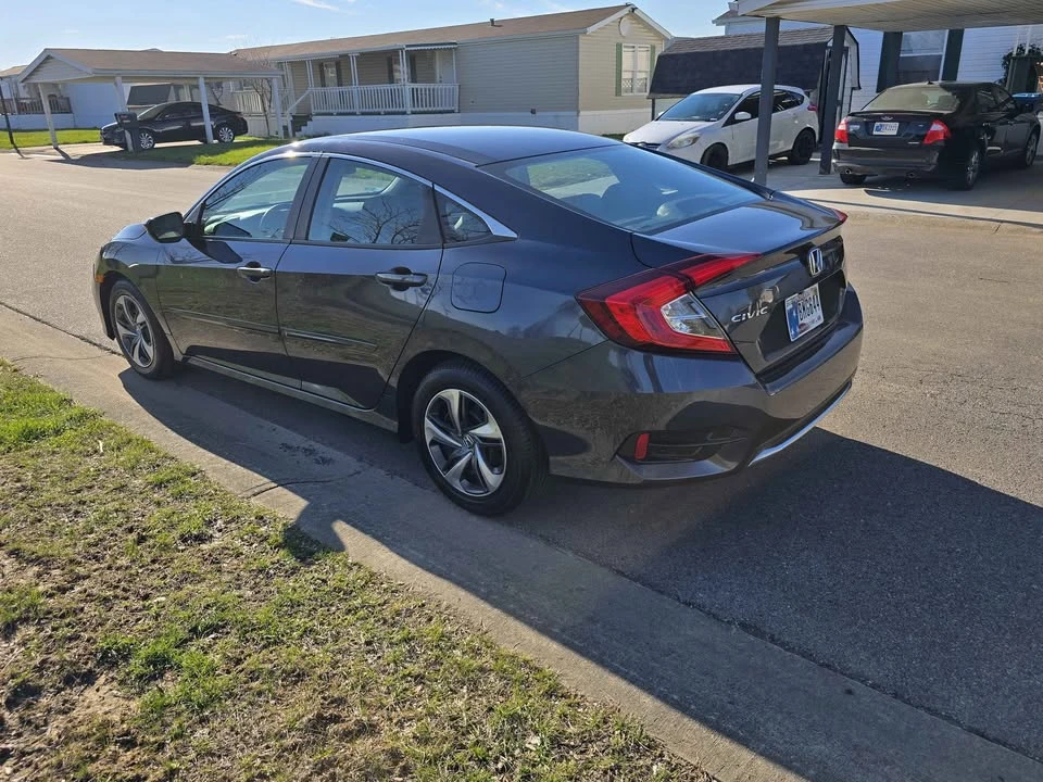 2020 Honda Civic 10th Gen - Image 7 of 17