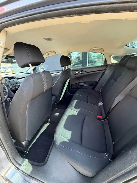 2020 Honda Civic 10th Gen - Image 8 of 10