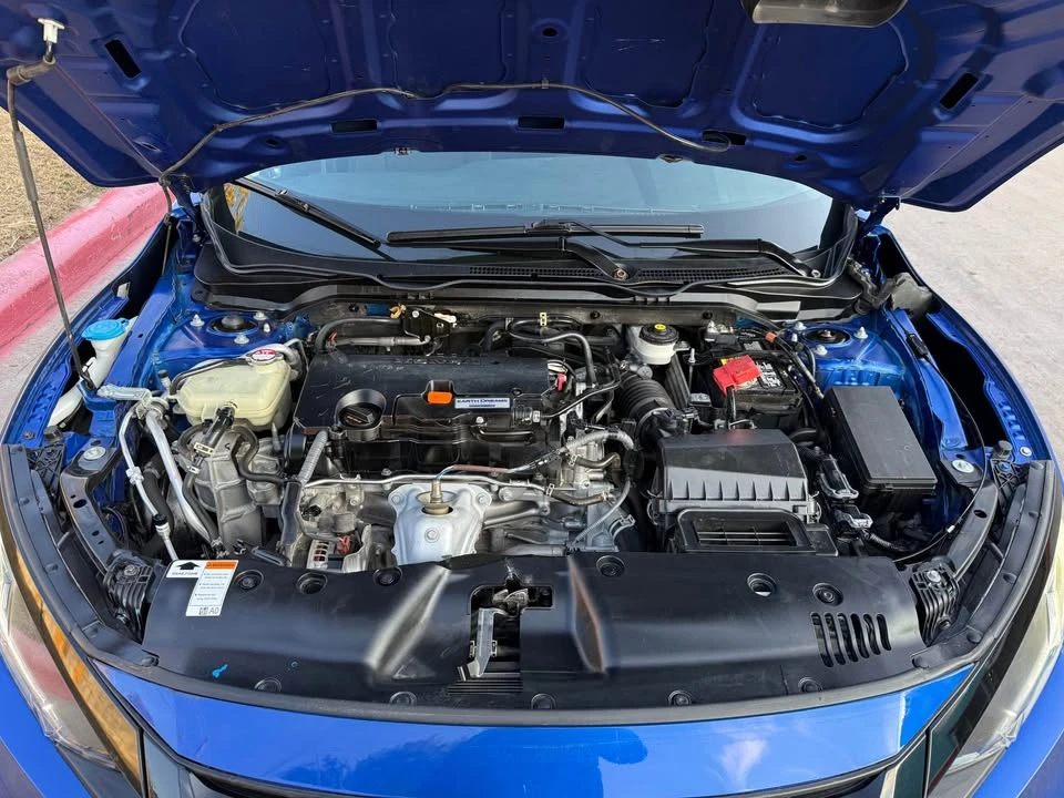 2020 Honda Civic 10th Gen - Image 9 of 17