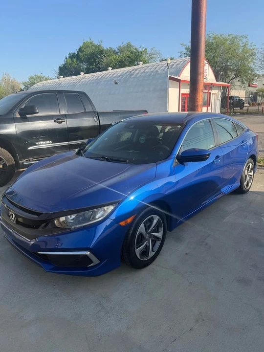 2020 Honda Civic 10th Gen - Image 6 of 11