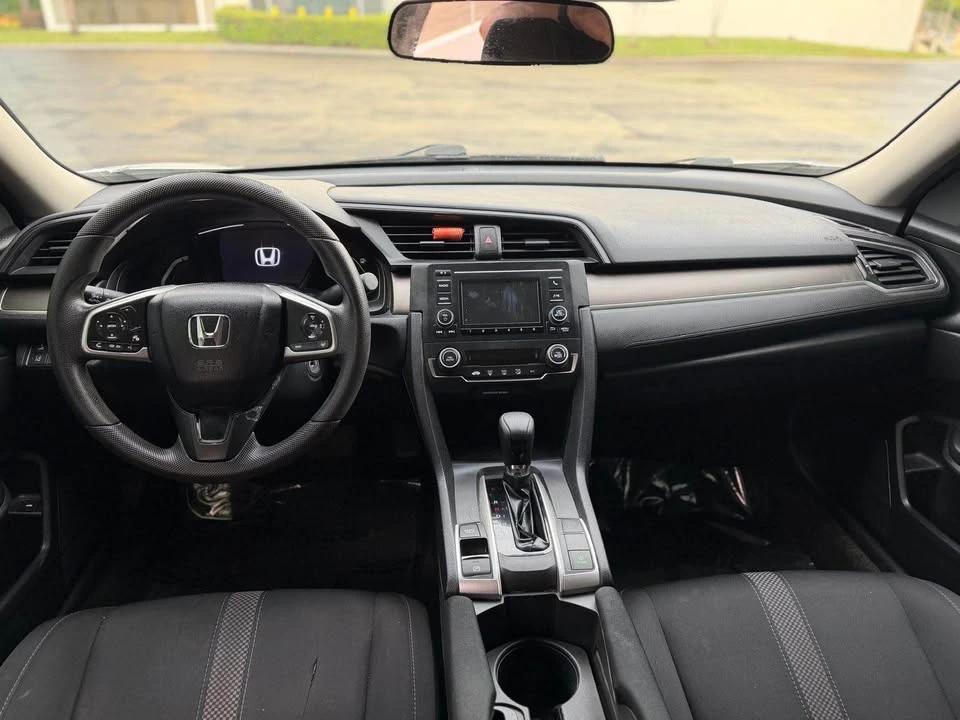 2020 Honda Civic 10th Gen - Image 9 of 11