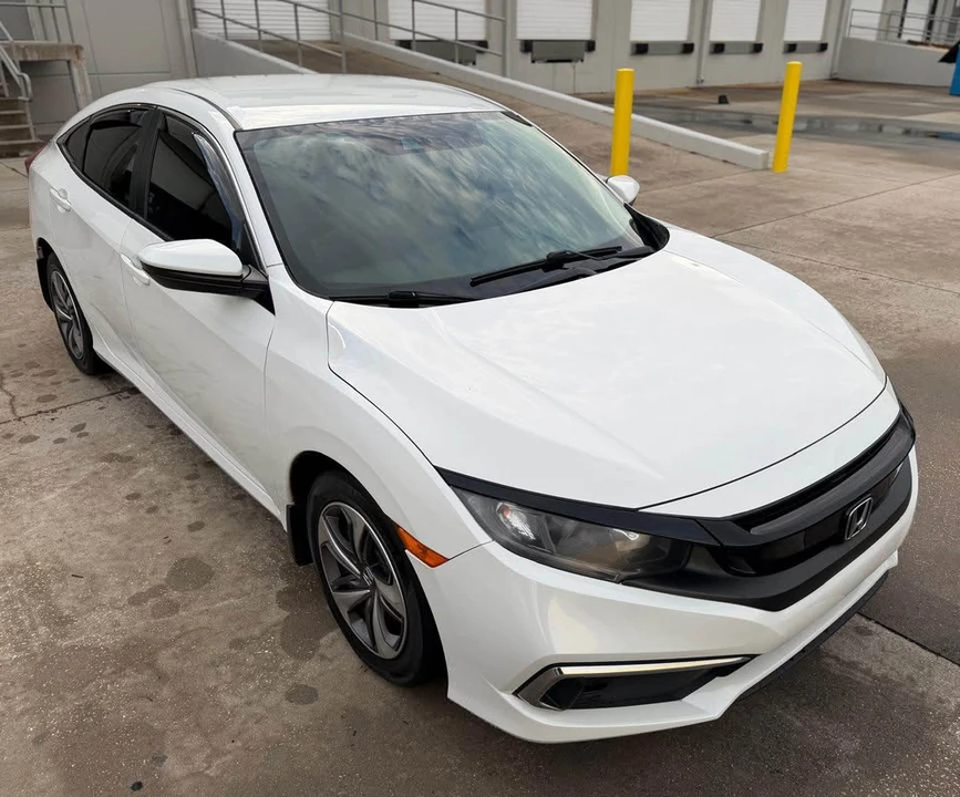 2020 Honda Civic 10th Gen - Image 4 of 11