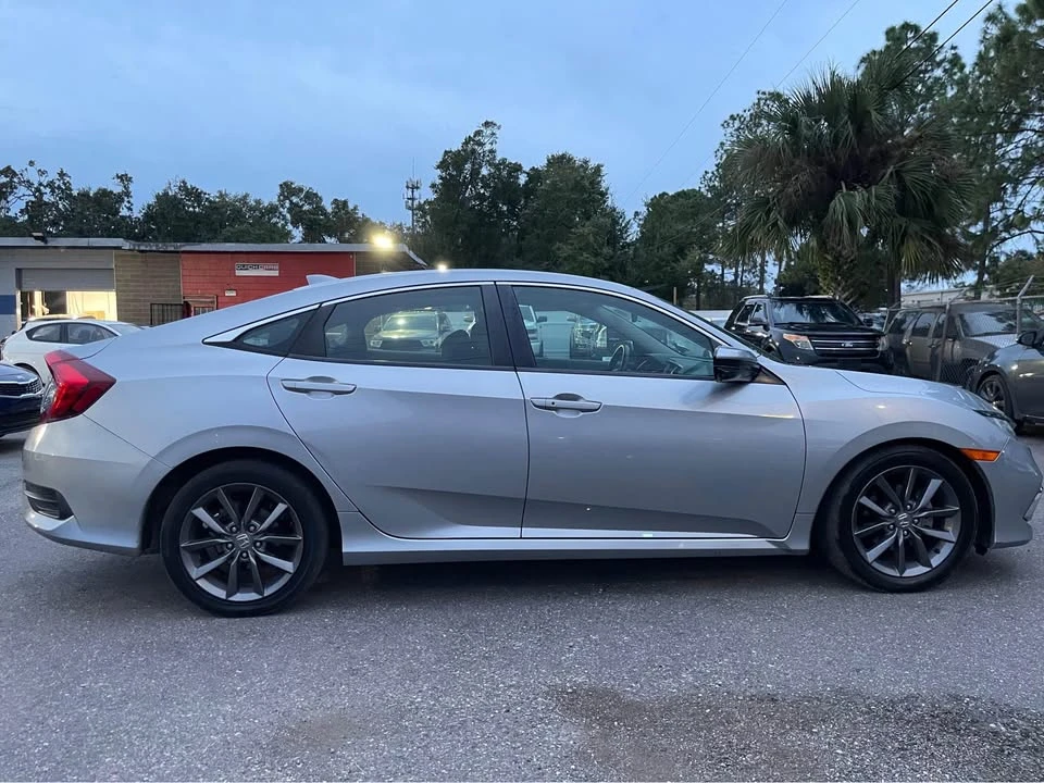 2020 Honda Civic 10th Gen - Image 3 of 10