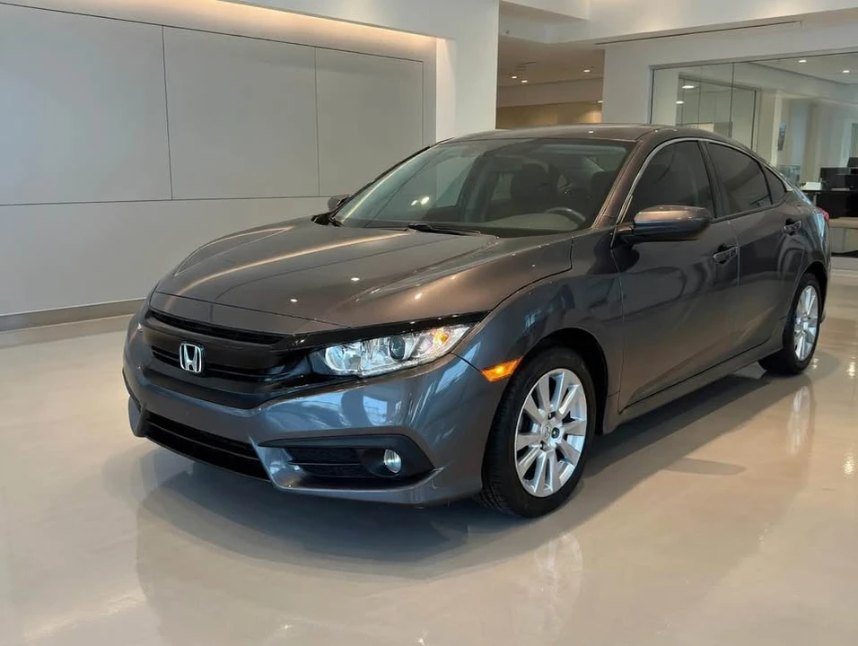 2020 Honda Civic 10th Gen - Image 3 of 13