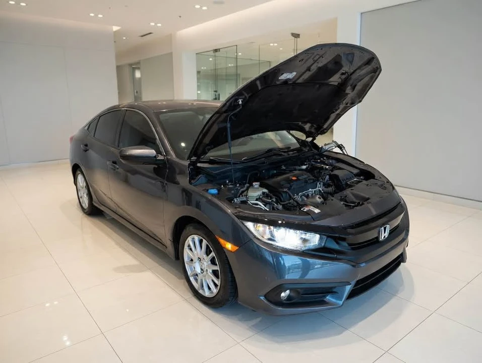 2020 Honda Civic 10th Gen - Image 12 of 13