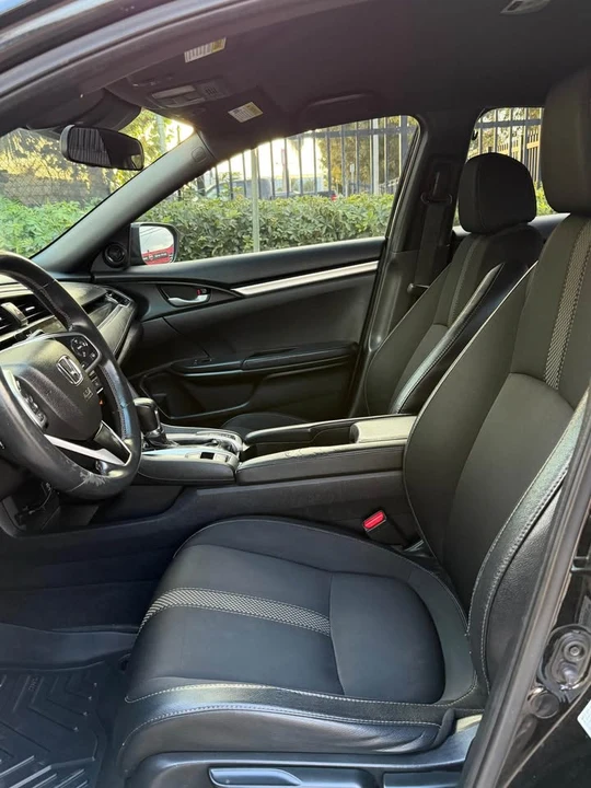 2020 Honda Civic 10th Gen - Image 11 of 12