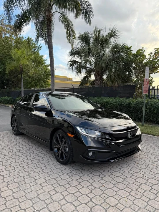 2020 Honda Civic 10th Gen - Image 3 of 12