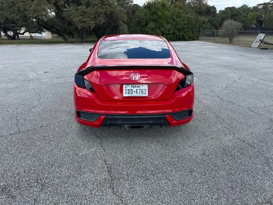 2020 Honda Civic 10th Gen - Image 2 of 18