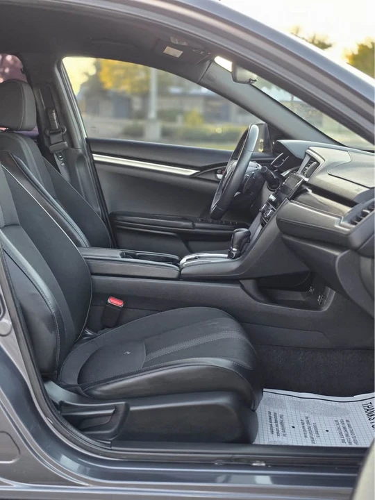 2020 Honda Civic 10th Gen - Image 9 of 14
