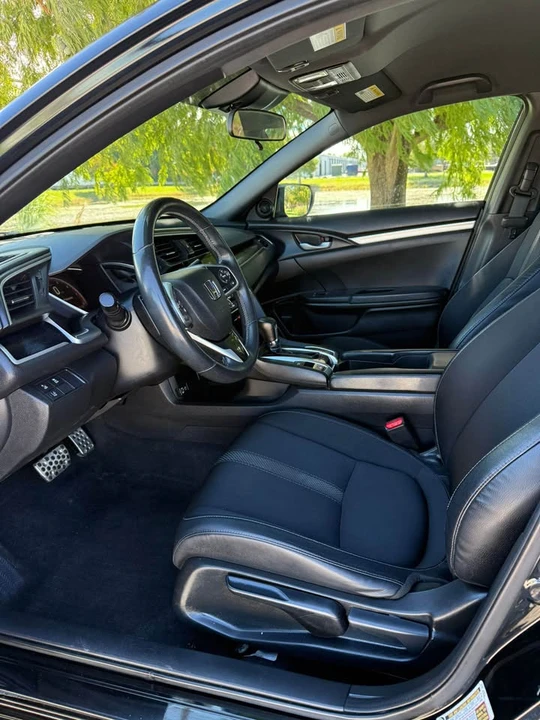 2020 Honda Civic 10th Gen - Image 12 of 13