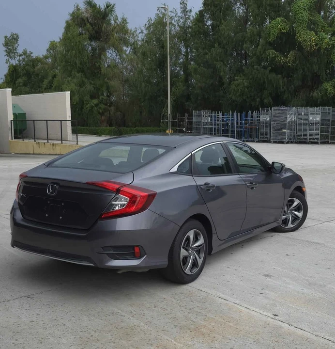 2020 Honda Civic 10th Gen - Image 4 of 11