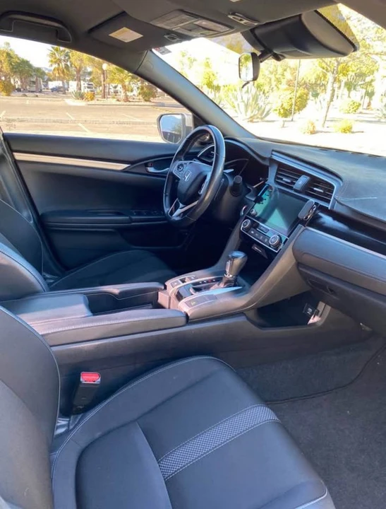 2020 Honda Civic 10th Gen - Image 2 of 5