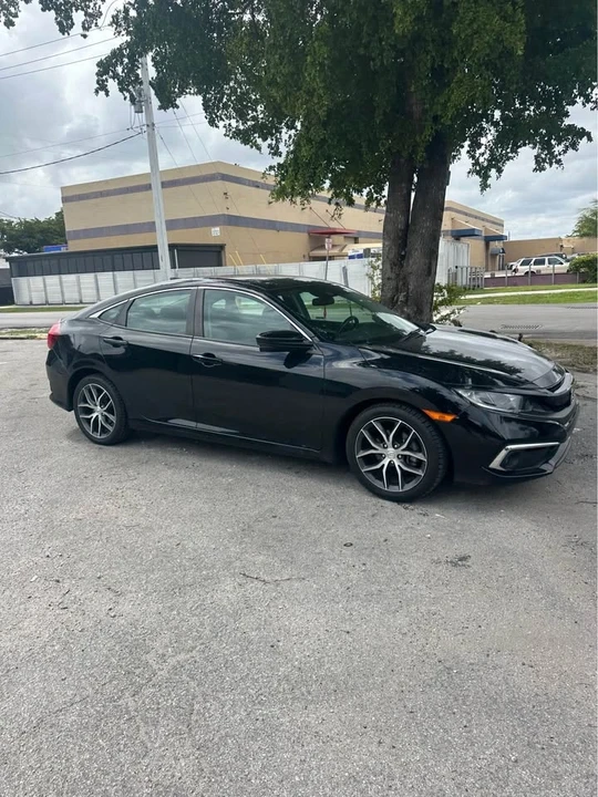 2020 Honda Civic 10th Gen - Image 7 of 13