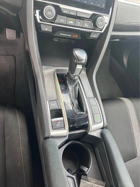 2020 Honda Civic 10th Gen - Image 12 of 13