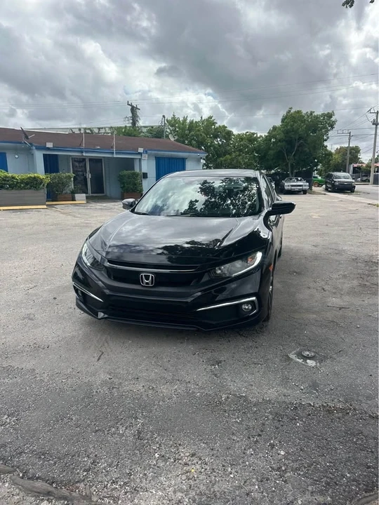 2020 Honda Civic 10th Gen - Image 2 of 13