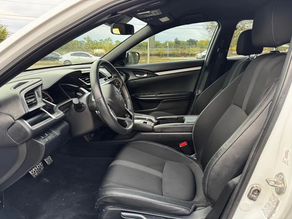 2020 Honda Civic 10th Gen - Image 11 of 13