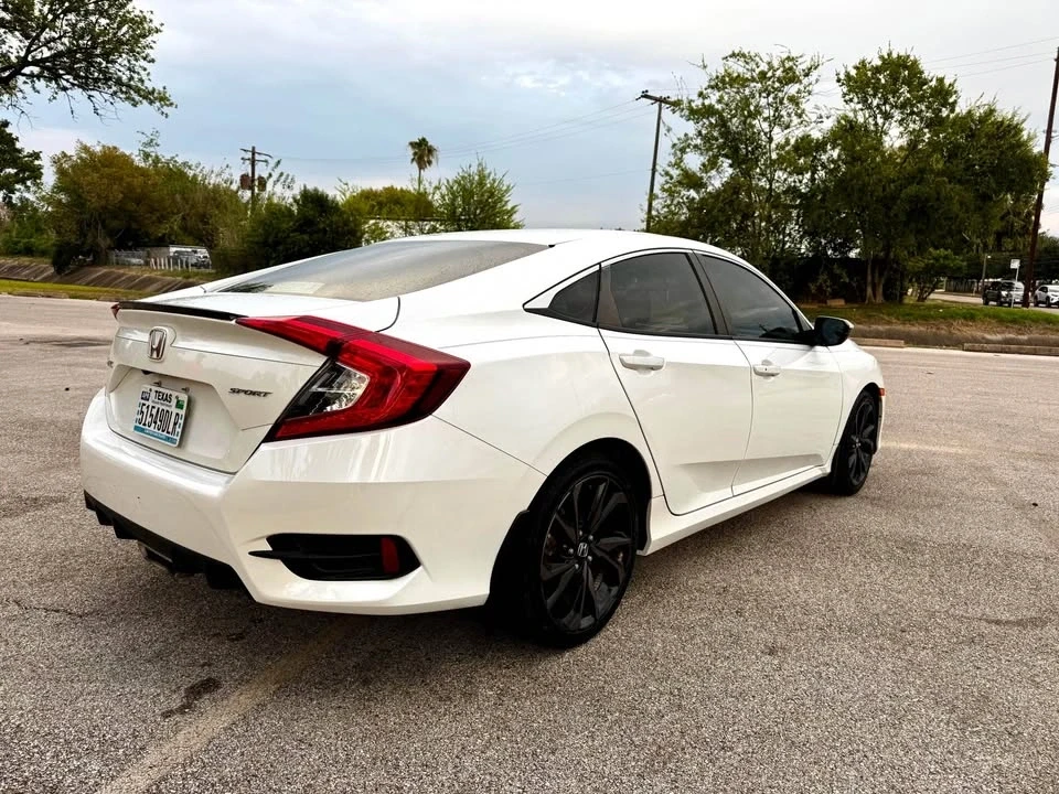 2020 Honda Civic 10th Gen - Image 5 of 13