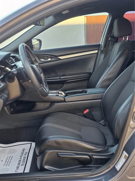 2020 Honda Civic 10th Gen - Image 11 of 14