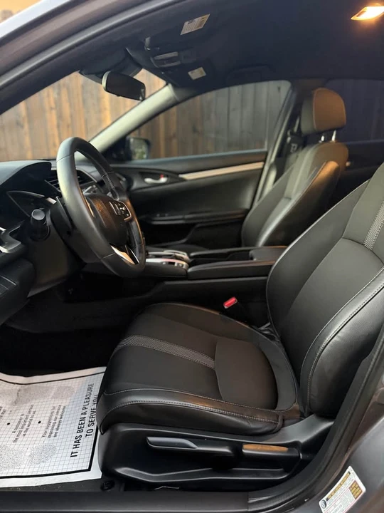 2020 Honda Civic 10th Gen - Image 11 of 16