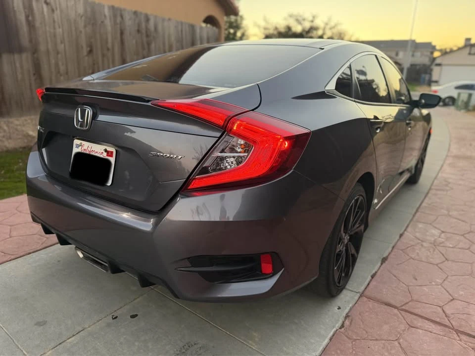 2020 Honda Civic 10th Gen - Image 4 of 16