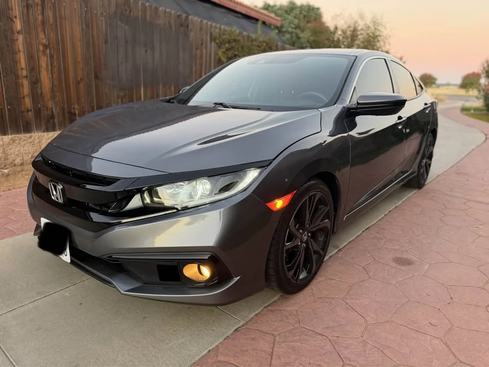 2020 Honda Civic 10th Gen - Image 2 of 16