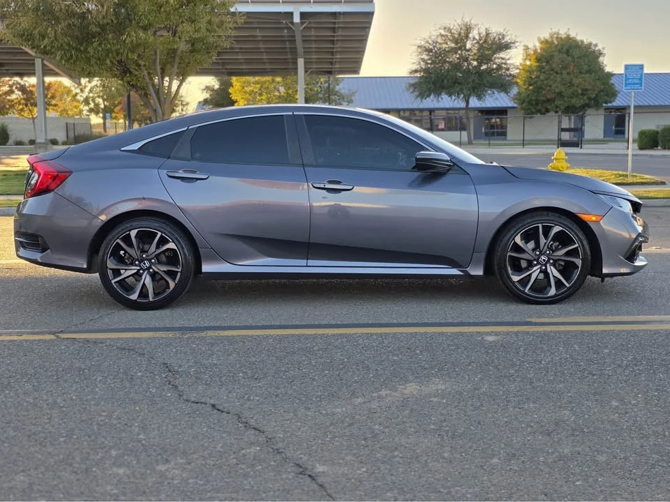 2020 Honda Civic 10th Gen - Image 4 of 14