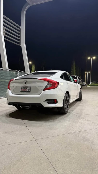 2020 Honda Civic 10th Gen - Image 3 of 7
