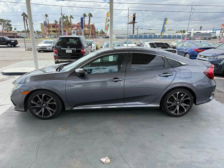 2020 Honda Civic 10th Gen - Image 2 of 7