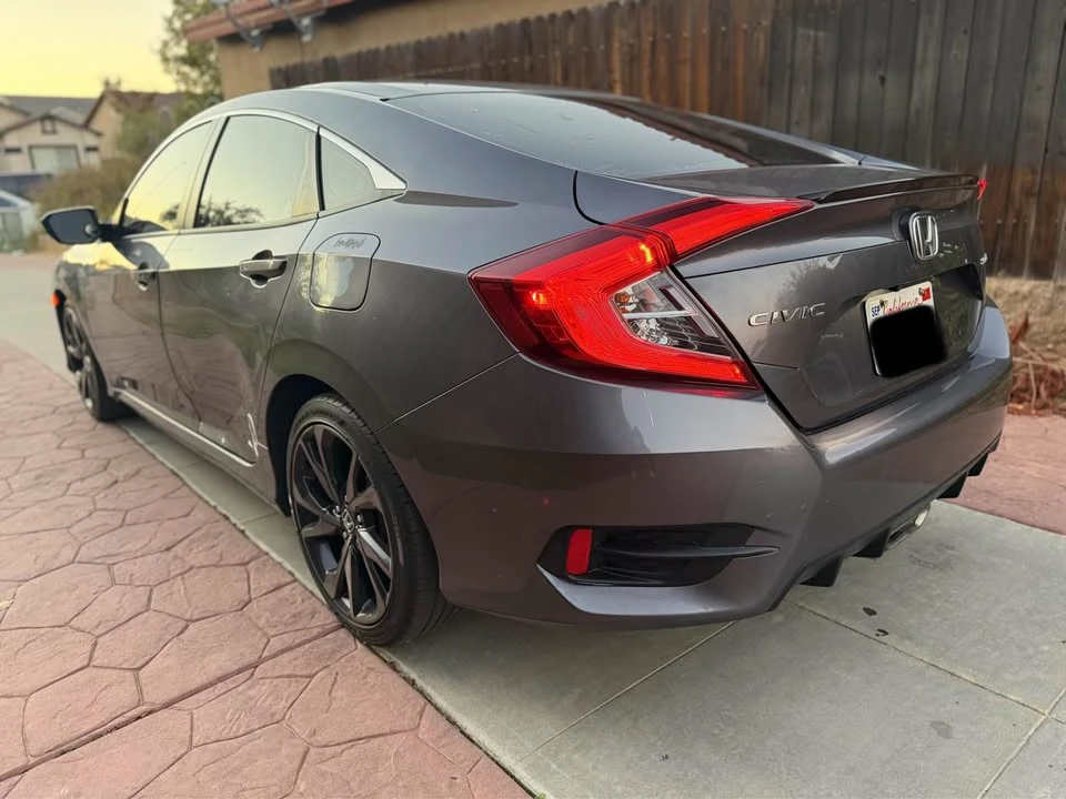 2020 Honda Civic 10th Gen - Image 6 of 16