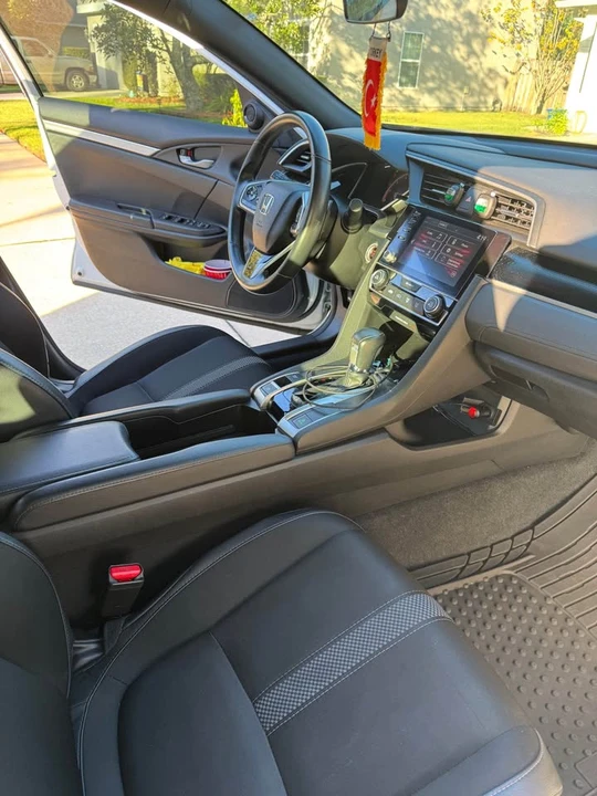 2020 Honda Civic 10th Gen - Image 14 of 14