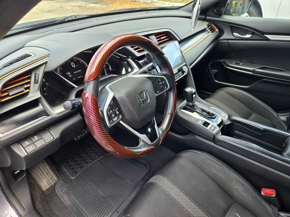 2020 Honda Civic 10th Gen - Image 8 of 9