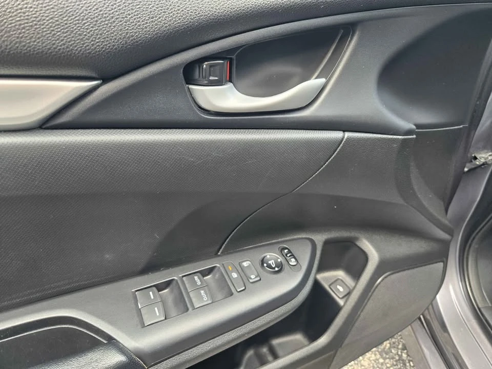 2020 Honda Civic 10th Gen - Image 9 of 9