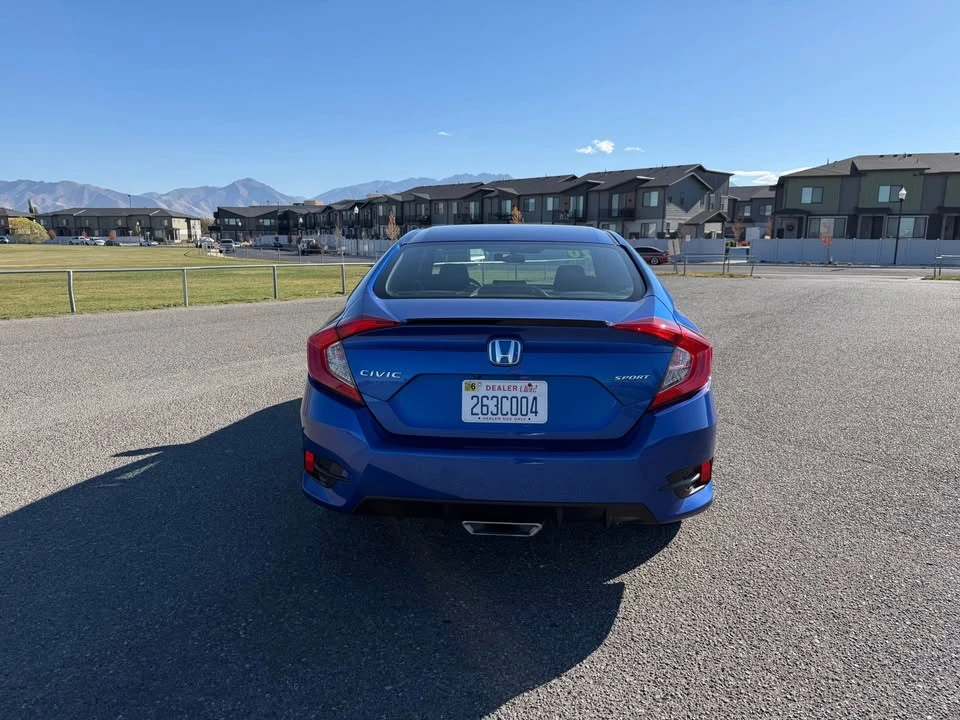 2020 Honda Civic 10th Gen - Image 2 of 9