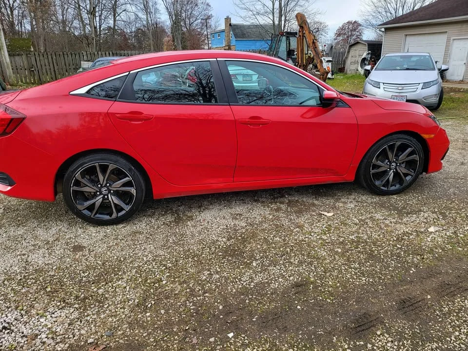 2020 Honda Civic 10th Gen - Image 6 of 14
