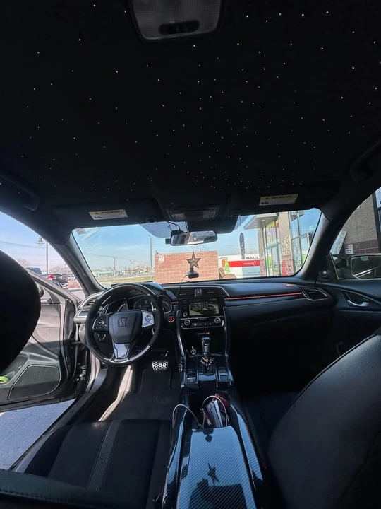 2020 Honda Civic 10th Gen - Image 14 of 18