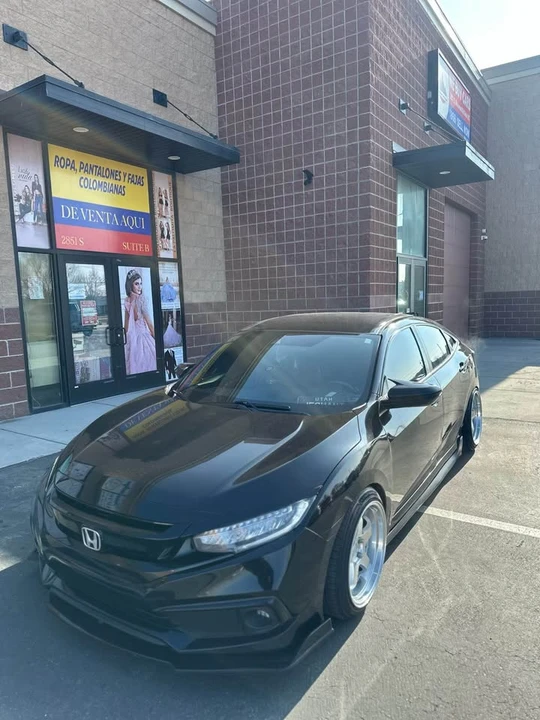 2020 Honda Civic 10th Gen - Image 2 of 18
