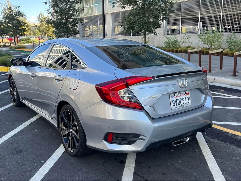2020 Honda Civic 10th Gen - Image 7 of 13