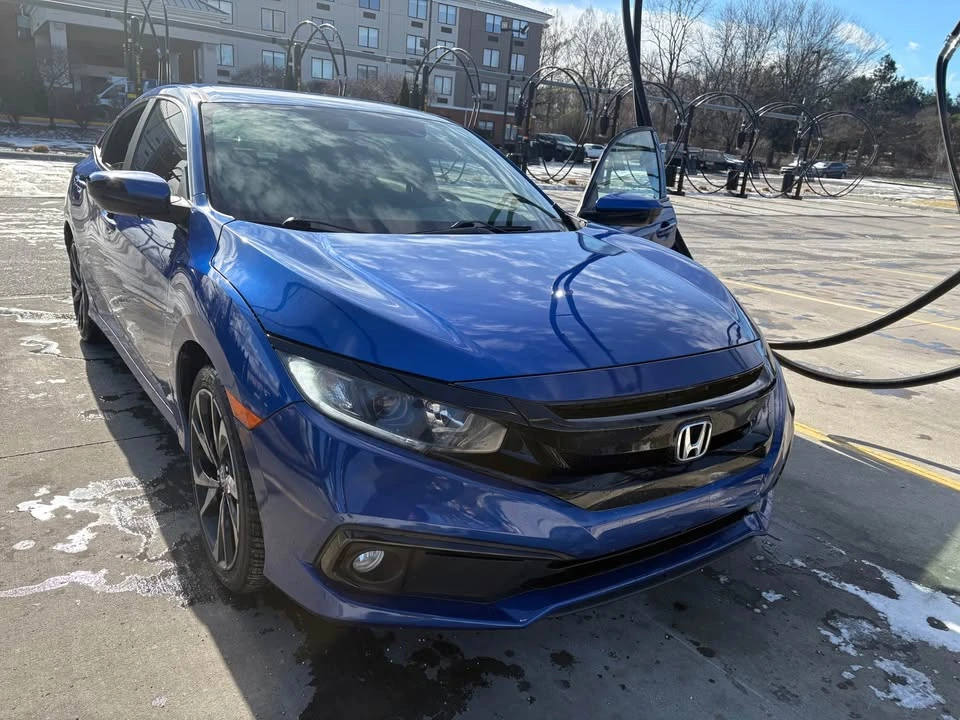 2020 Honda Civic 10th Gen - Image 12 of 16