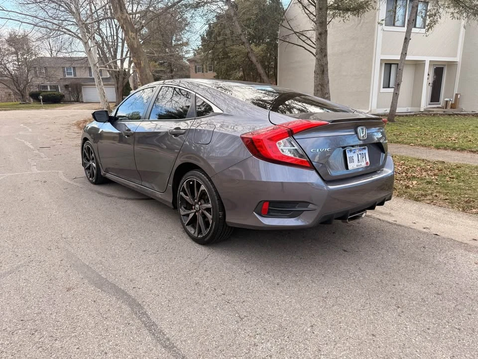 2020 Honda Civic 10th Gen - Image 7 of 12