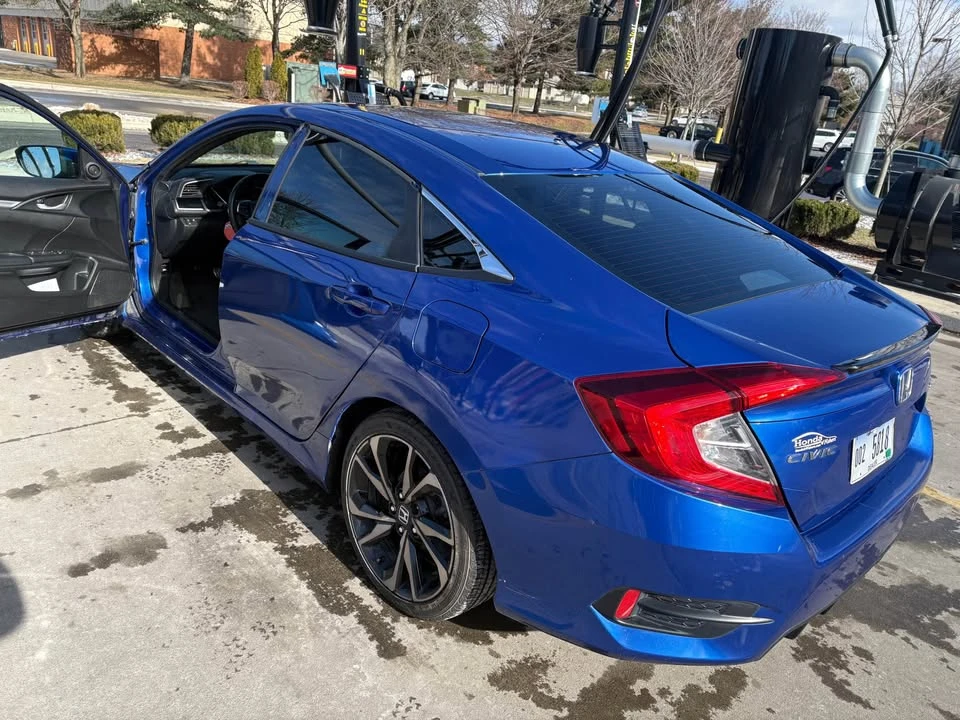 2020 Honda Civic 10th Gen - Image 15 of 16