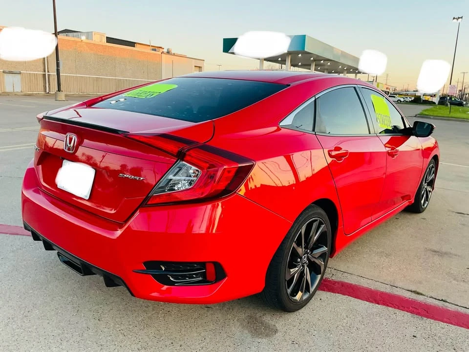 2020 Honda Civic 10th Gen - Image 10 of 15